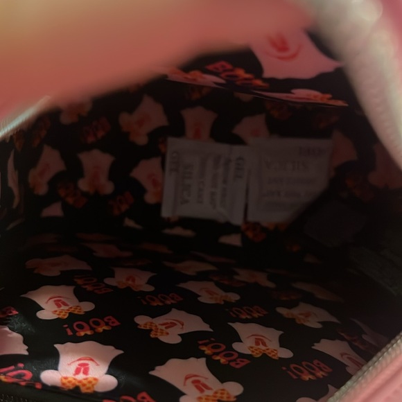 Disney Loungefly Minnie Glow in the Dark Mini Backpack - Picture 15 of 16